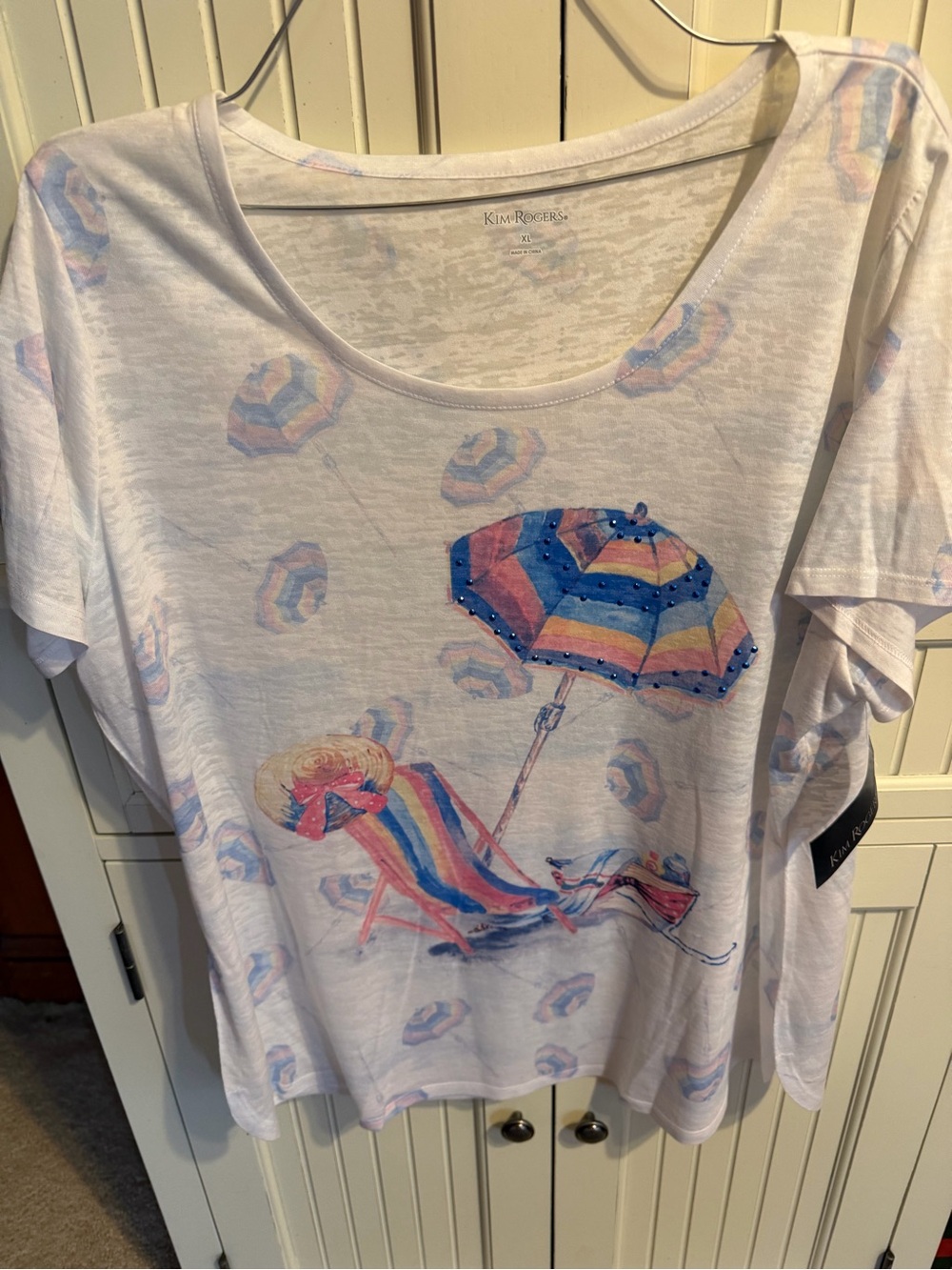 Kim Rogers Pastel Beach Umbrella & Chair Graphic Tee
